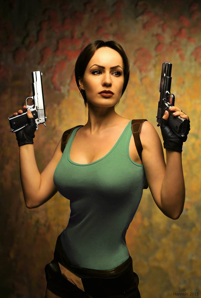 Tomb Raider Cosplay MLW