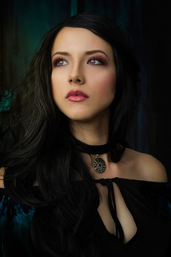 Yennefer: The Witcher Cosplay 5